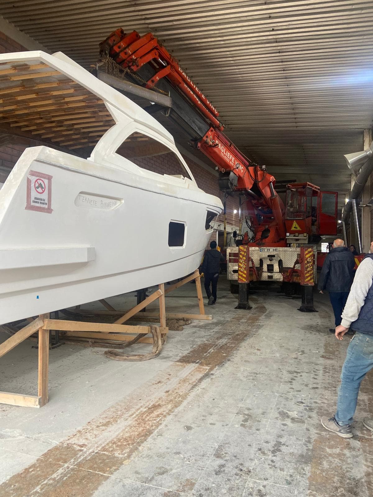 40 Ton Çift Kırma Kamyon Üstü Vinç